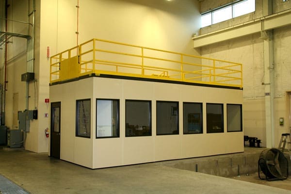 Control Room with Storage Roof, Guardrail and Loading Gate
